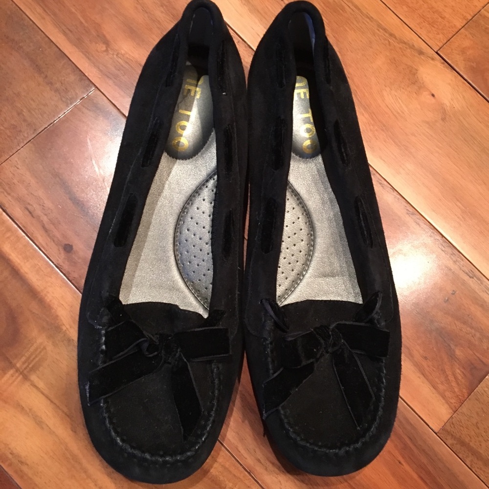 Me Too Black Bow Loafers